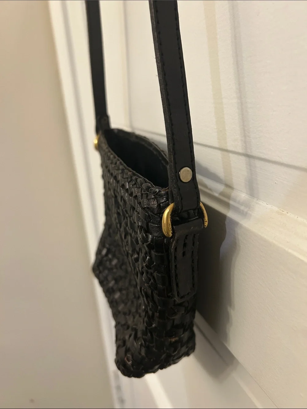 🛍 2/$18 Woven Black Leather Crossbody Purse